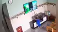 Niño se vuelve viral tras romper la pantalla del televisor con un palo