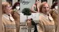 Joven enseña por primera vez a su abuelita su trabajo como modelo y esta se emociona