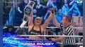 Ronda Rousey derrota a Charlotte y gana el Campeonato Femenino de SmackDown por primera vez