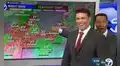 Reportero del clima descubre en plena transmisión que la pantalla siempre fue táctil