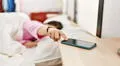 ¿Apagar tu celular evita que suene la alarma que pusiste antes de dormir?