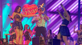 Corazón Serrano y Milena Warthon retumban el escenario por los 30 años de la agrupación de cumbia