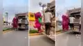 'Barney' es visto recogiendo la basura y redes enloquecen: "Solo en Perú"