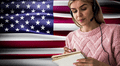 Descubre cómo trabajar como traductor certificado en Estados Unidos: requisitos y sueldo