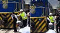 ¡Increíble! Trabajadora de tren en Cusco se salva de sufrir accidente y clip es viral: "Por segundos"