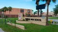 Alerta en Florida: arrestan a estudiante que generó pánico tras publicar un video rodeado por armas y amenazar con un tiroteo escolar