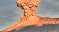 Volcán Kanlaon en Filipinas entra en erupción y lanza una impresionante columna de cenizas al aire
