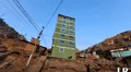 El imponente edificio de 7 pisos construido en un cerro de SJL por empresario de Gamarra: tiene cámara de seguridad y reflectores