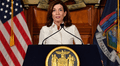 Kathy Hochul revela que Nueva York perdió US$7 mil millones en los últimos meses y culpa a las políticas económicas de Trump