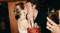Es oficial: Gigi Hadid y Bradley Cooper presumen su nueva relación con tierno beso en Instagram