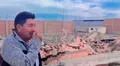 Peruano llora desconsolado al ver que sus hijas derrumbaron su casa por no darles su herencia: “Cuanto daño me han hecho, pero Dios es grande”