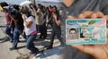 Inmigrantes con Green Card en peligro de deportación: si residentes permanentes no hacen caso a esta advertencia serán expulsados de EEUU