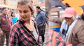 Retiran a turista inglesa del puente Belén y trasladan a anciano indigente a un lugar de resguardo en Cusco
