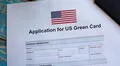 Obtén la Green Card en sencillos pasos: así puedes tramitar la residencia permanente desde el extranjero