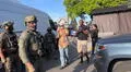 Residentes le gritan "vergüenza" al ICE durante redada migratoria en restaurante italiano en San Diego, California