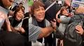 Alejandra Guzmán se emociona con caluroso recibimiento en el nuevo aeropuerto Jorge Chávez: fans la llenaron de regalos y besos