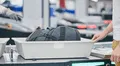 ¿Tu mochila califica como equipaje de mano en el avión? Estas son las medidas permitidas para llevarla sin pagar extra