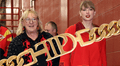 ¿Mamá de Travis Kelce usó una pulsera de Taylor Swift en The Traitors? Esto es lo que se sabe