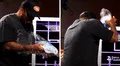 Jefferson Farfán y su curiosa reacción al recibir camiseta de Sporting Cristal de Roberto Mosquera: "Nos matan, 'profe'"