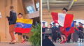 Venezolana se gradúa en EE. UU. y sorprende al alzar la bandera peruana como símbolo de gratitud