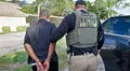 Reside legalmente con Green Card en Estados Unidos desde hace casi 60 años y, aun así, ICE lo detuvo por esta razón