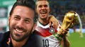 Leyenda de Alemania se rindió ante Claudio Pizarro y besó su postal del Bayern Múnich: "Eres el número 1"