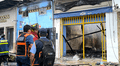 Voraz incendio arrasa con cinco inmuebles en zona comercial de Iquitos