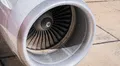 Hombre muere succionado por la turbina de un avión que iba a despegar en aeropuerto en Italia