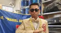 Profesor 'bailarín' vuelve a ganar desfile escolar y conmueve al revelar que tiene cáncer: "Si me iba, me iba haciendo música"