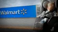 Rescate en Walmart: niño es salvado de auto cerrado a 88 grados y arrestan a su padre por ponerlo en peligro