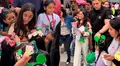 Lara Campos, estrella infantil de Youtube, tuvo un cálido recibimiento en el Aeropuerto Jorge Chávez