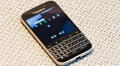 ¿Recuerdas los celulares BlackBerry Classic? Han regresado de la muerte, pero hay un gran problema