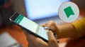 Banderita de WhatsApp: qué significa este ícono y cómo usarlo en los chats