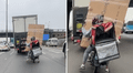 Delivery sorprende al trasladar un televisor en su motocicleta y usuarios bromean: "Servicio premium"