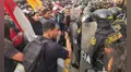 Marcha contra Boluarte y el Congreso: PNP reprime a manifestantes con bombas lacrimógenas en Plaza San Martín