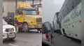 Choque entre motorizado y tráiler genera tráfico cerca a Puente Nuevo en la Panamericana Sur