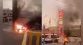 Fuerte incendio consume vehículo en grifo Pecsa en Surco: bomberos envían unidades