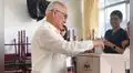 Elecciones 2026: Alfonso López Chau emitió su voto en el distrito de Miraflores