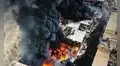 Feroz incendio en fábrica de químicos moviliza a más de 10 unidades de Bomberos en Lurín