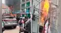 Fuerte incendio consume vivienda cerca a galerías en Gamarra: al menos 9 unidades atienden la emergencia