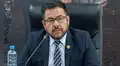 Fiscalía involucra a congresista Carlos Zeballos en caso de corrupción municipal