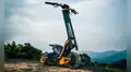 China crea el scooter eléctrico más rápido del mundo que recorre más de 150 km: sus 2 motores generan 8.400 W de potencia