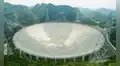 En el fondo de un valle en China yace un 'espejo' de 500 metros tan sensible que un simple microondas puede interferirlo a 5 km