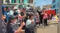 Trabajadores de tres sindicatos protestan contra la Diris Lima Norte por pagos pendientes desde hace 5 meses