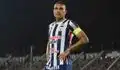 Paolo Guerrero podría afrontar juicio penal por el caso de los diplomas falsos, advierte abogado