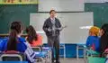 Nuevas reglas de disciplina escolar reciben respaldo, pero advierten que sanciones no bastan para resolver la violencia