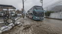 ¿Cómo evitar un accidente de tránsito mientras manejas durante las lluvias? 