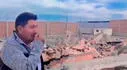 Peruano llora desconsolado al ver que sus hijas derrumbaron su casa por no darles su herencia: “Cuánto daño me han hecho, pero Dios es grande”