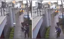 Repartidor lanza paquete con pañales dentro de casa al no encontrar a la dueña y video se vuelve viral: “Nunca se rindió”