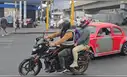 Motociclistas de delivery en Lima: 40% usan el celular mientras manejan, advierte estudio